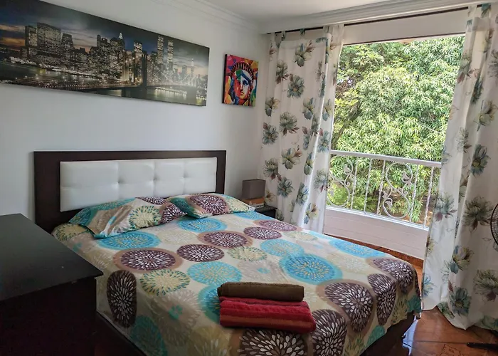 Hospedaje Casa Aurora Cali